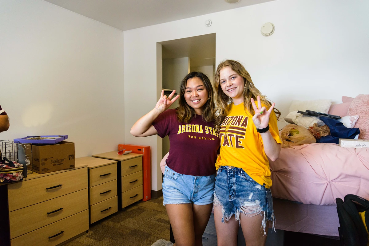 Downtown ASU 2021 Move In- Students in their dorm