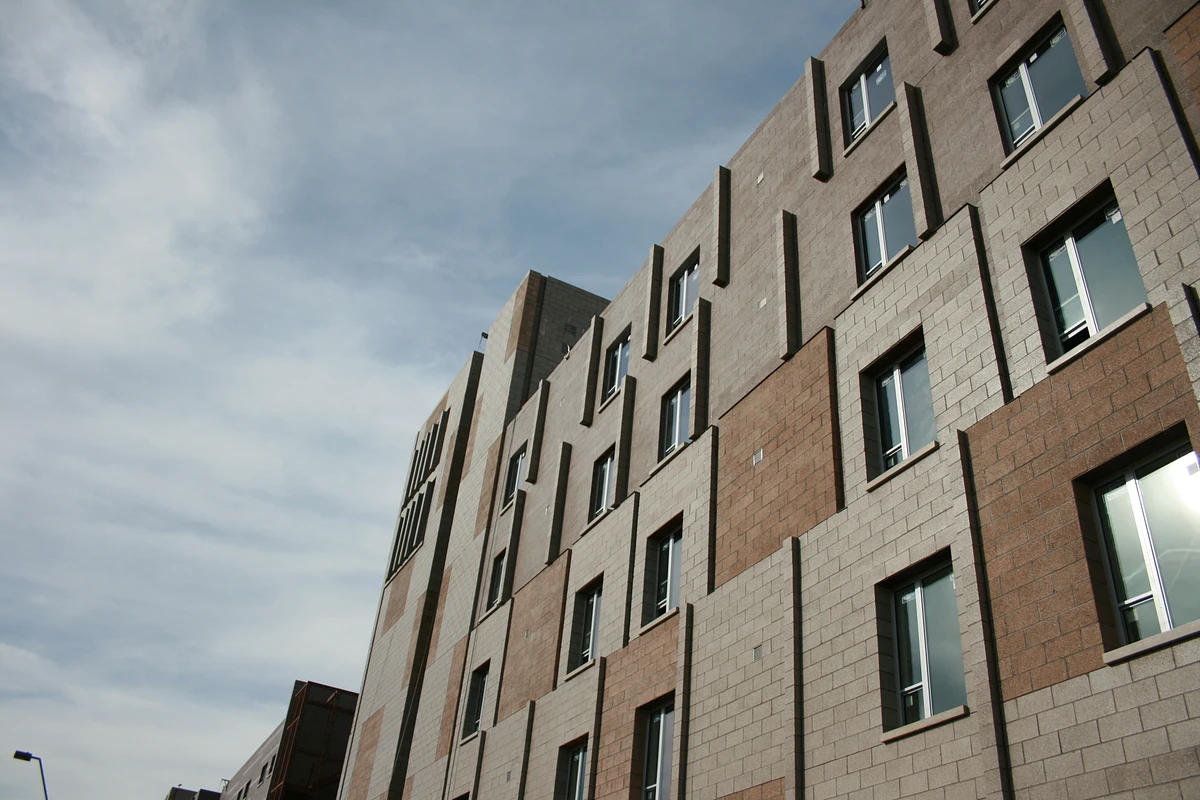 Outside view of Tempe Barrett Freshman Housing 